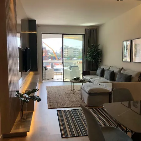 Beachluxe Apartment